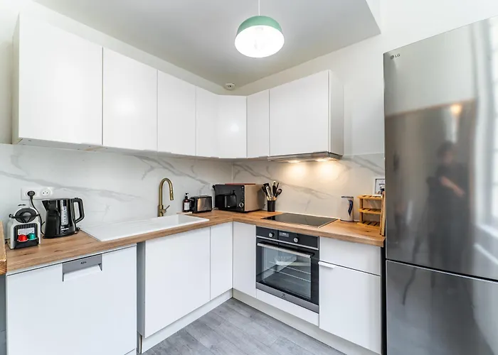 Appartement 2 En Hyper Centre Avec Balcon *