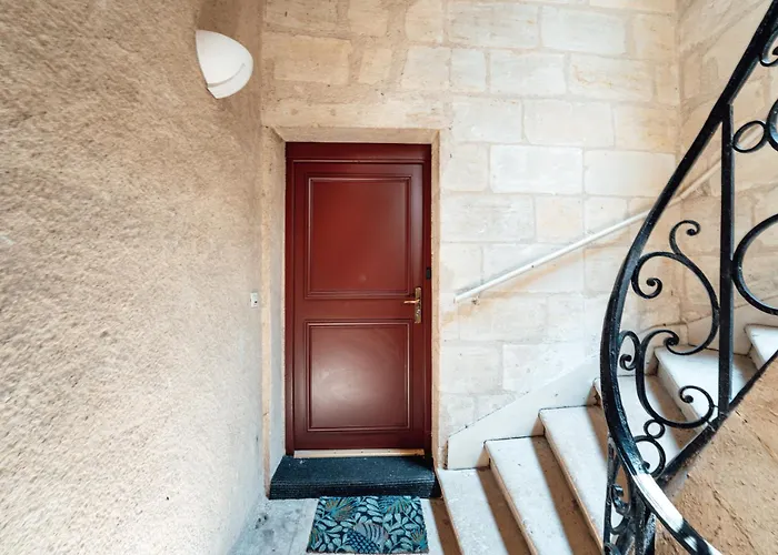 Appartement 2 En Hyper Centre Avec Balcon *